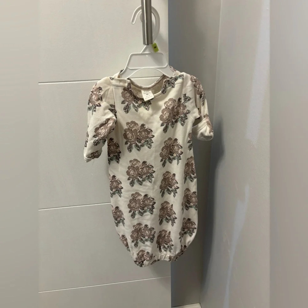 Kate Quinn 100% Organic Cotton Gown Retail $38 Price $26 0-3 M Rose